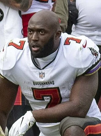 Leonard Fournette height profile photo