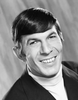 Leonard Nimoy height profile photo