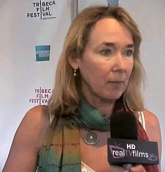 Leslie Cockburn height profile photo