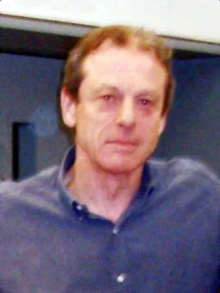 Leslie Grantham height profile photo