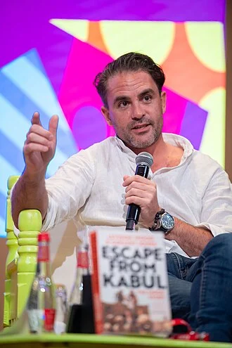 Levison Wood height profile photo