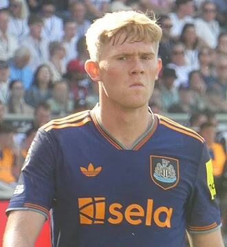 Lewis Hall (footballer) height profile photo