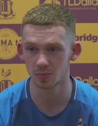 Lewis O'Brien (footballer) height profile photo