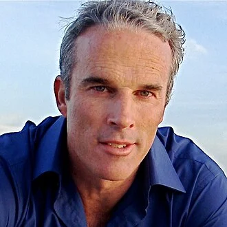 Lewis Pugh height profile photo