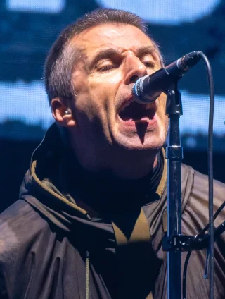 Liam Gallagher height profile photo