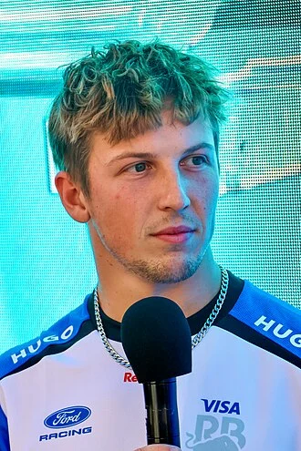 Liam Lawson height profile photo