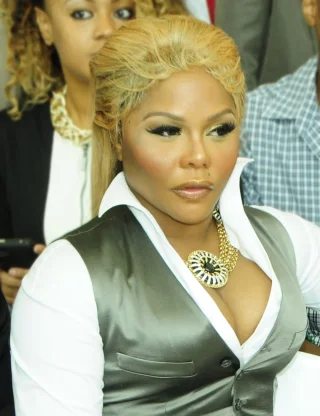 Lil' Kim height profile photo