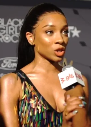Lil Mama height profile photo