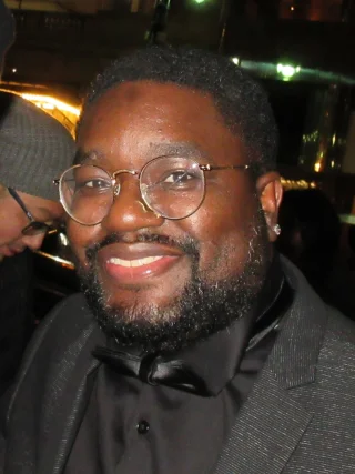 Lil Rel Howery height profile photo