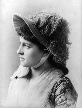Lillie Langtry height profile photo