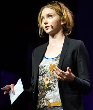 Lily Cole height profile photo