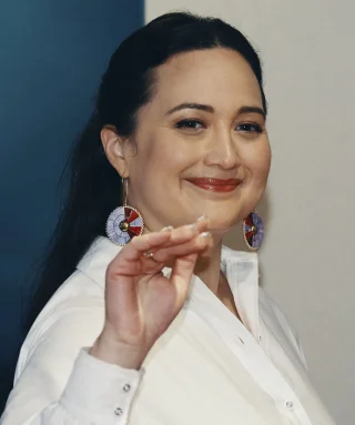 Lily Gladstone height profile photo