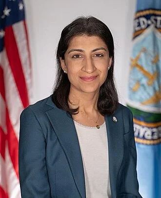 Lina Khan height profile photo