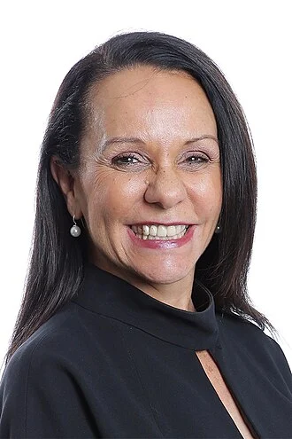 Linda Burney height profile photo
