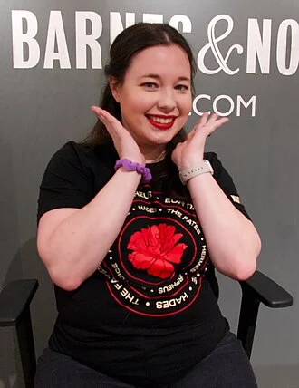 Lindsay Ellis height profile photo