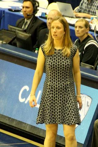 Lindsay Gottlieb height profile photo