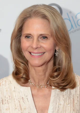Lindsay Wagner height profile photo