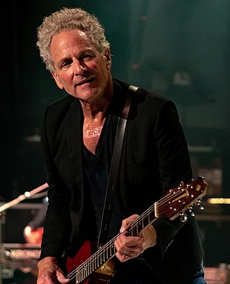 Lindsey Buckingham height profile photo
