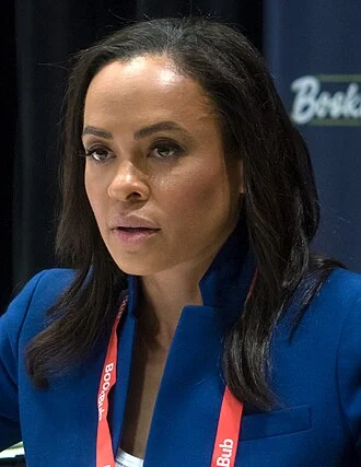 Linsey Davis height profile photo