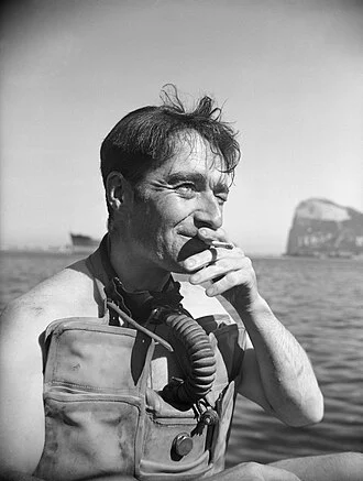 Lionel Crabb height profile photo