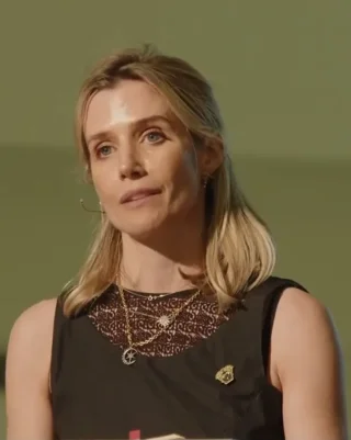 Lisa Dwan height profile photo
