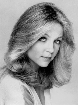 Lisa Hartman Black height profile photo