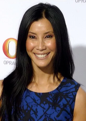 Lisa Ling height profile photo