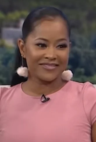 Lisa Wu height profile photo