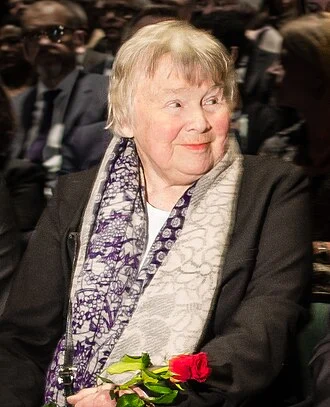 Lisbeth Palme height profile photo