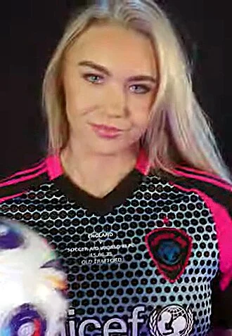 Livi Sheldon height profile photo