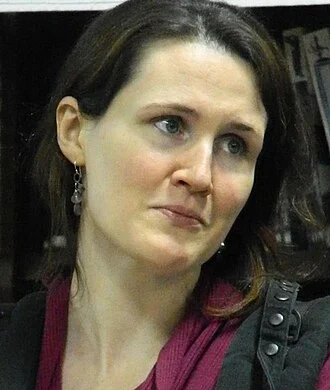 Liz Murray height profile photo