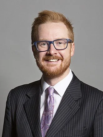 Lloyd Russell-Moyle height profile photo