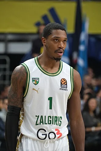 Lonnie Walker IV height profile photo