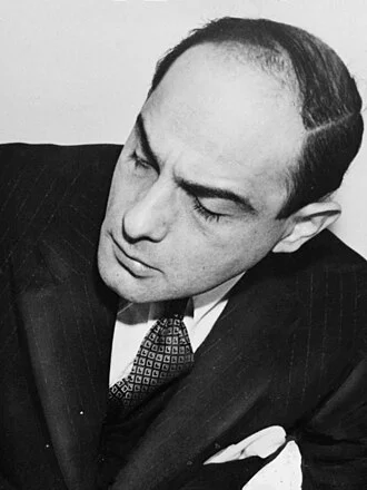 Lorenz Hart height profile photo