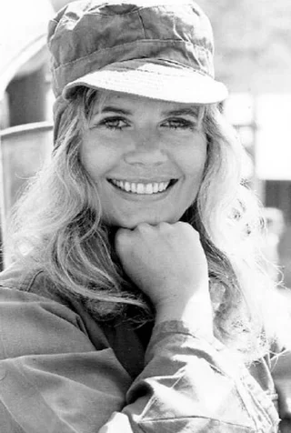 Loretta Swit height profile photo