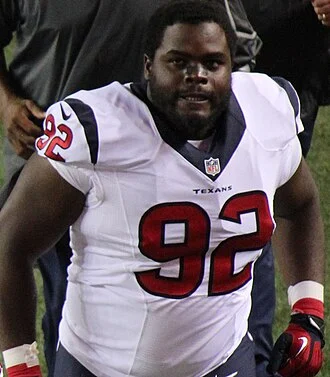 Louis Nix height profile photo
