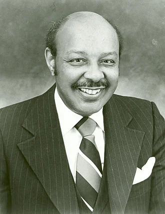 Louis Stokes height profile photo