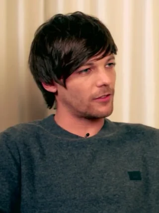 Louis Tomlinson height profile photo
