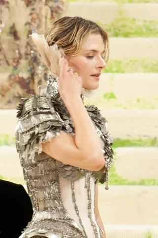 Louisa Jacobson height profile photo
