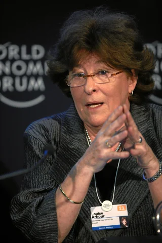 Louise Arbour height profile photo