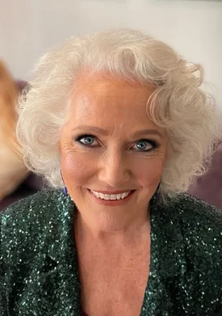 Louise Jameson height profile photo