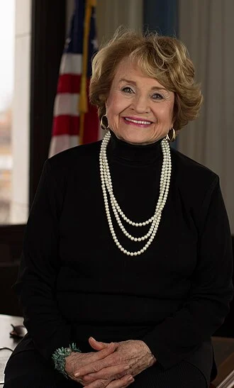 Louise Slaughter height profile photo