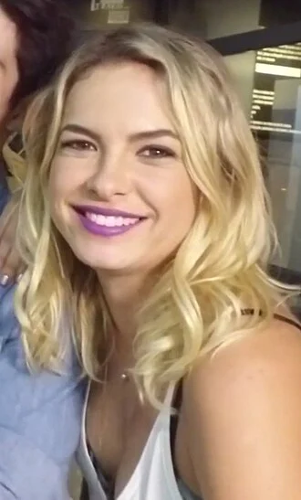 Lua Blanco height profile photo