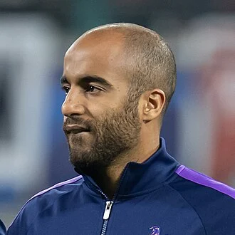 Lucas Moura height profile photo