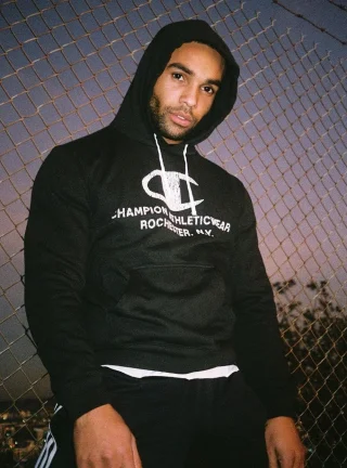 Lucien Laviscount height profile photo