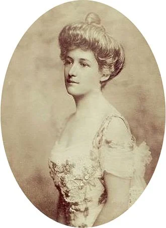 Lucile Carter height profile photo