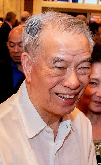 Lucio Tan height profile photo