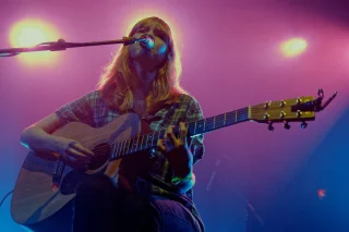 Lucy Rose height profile photo