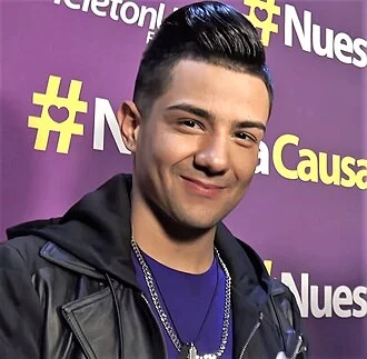 Luis Coronel height profile photo