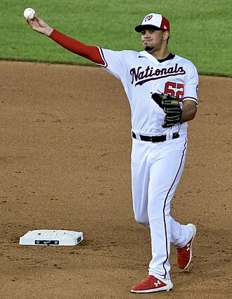 Luis García Jr. height profile photo